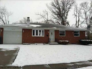 1st image of 823 Oakdale Dr