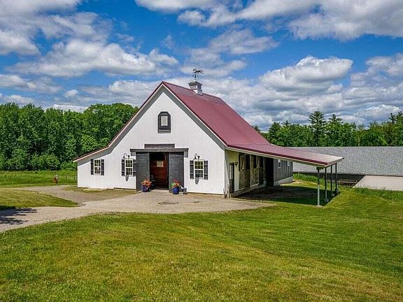 3rd image of 223 Chick Crossing Road