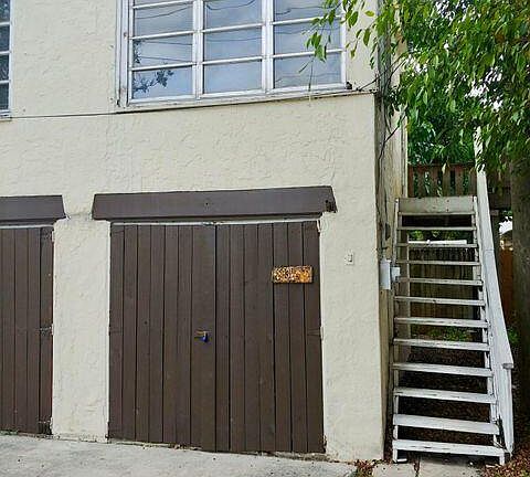 2nd image of 803 Selkirk St #1