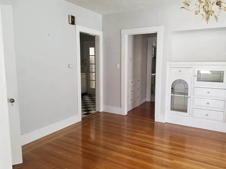 3334 J St #4 — Photo 5