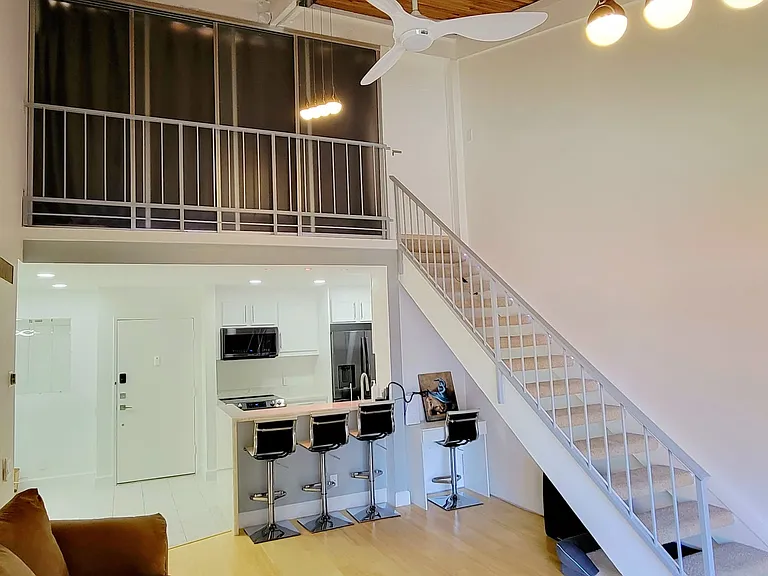 5460 White Oak Ave — Photo 11