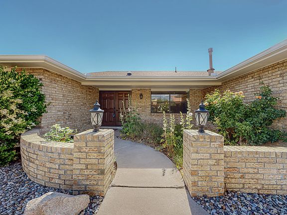 4th image of 6119 Casa De Vida NE