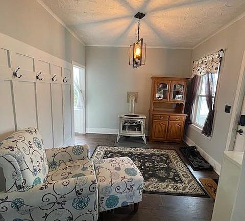 5th image of 29 Beman St