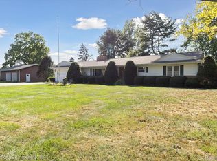 5225 Lake Pleasant Rd, North Branch, MI 48461