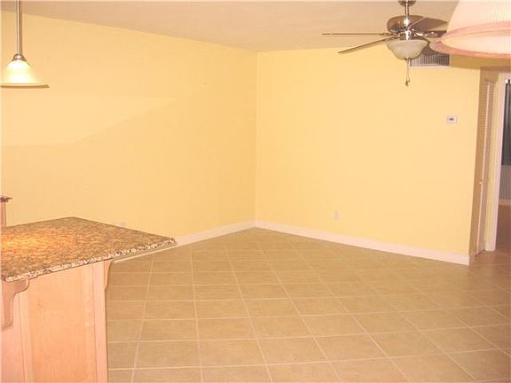 4th image of 109 Paradise Harbour Blvd APT 508