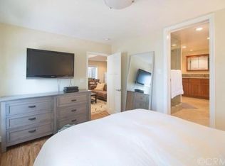1085 10th St #A, Hermosa Beach, CA 90254