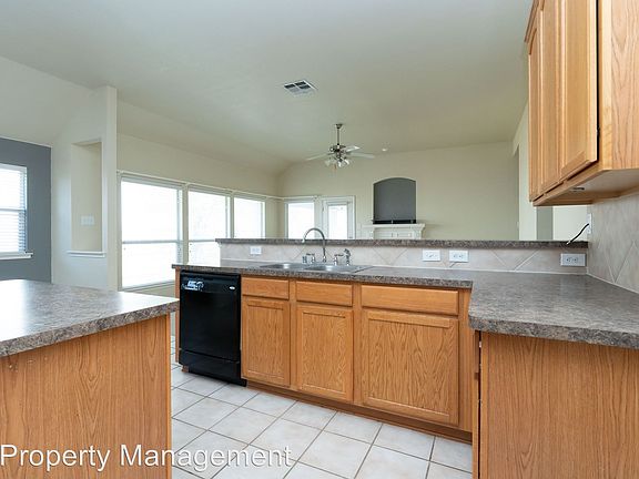 3rd image of 9832 Tanglebrush Dr