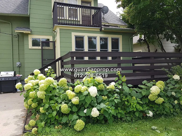 983 Edmund Ave — Photo 20