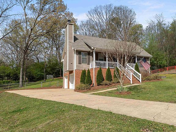2nd image of 3122 Cedarbrook Ln