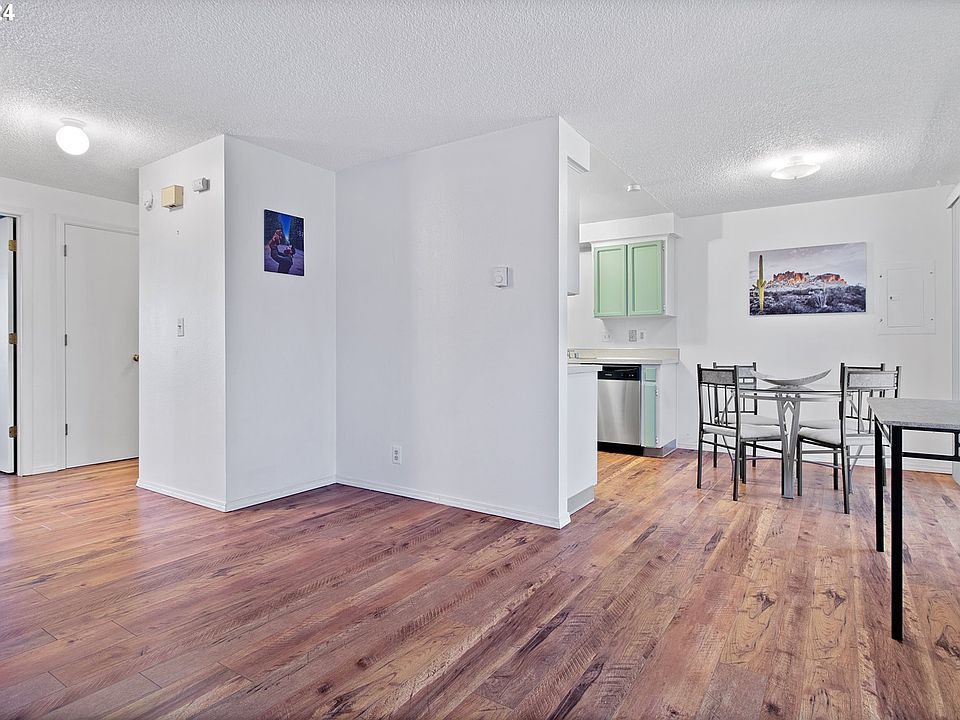 1st image of 605 SE 121st Ave APT 8