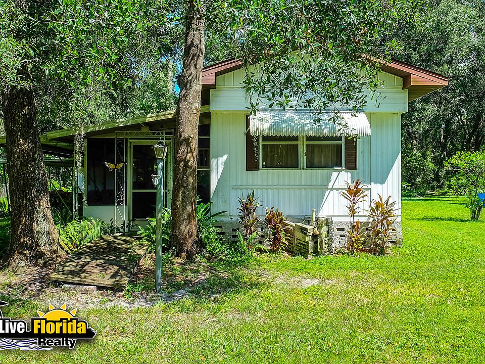 1st image of 134 Twin Lakes Cir