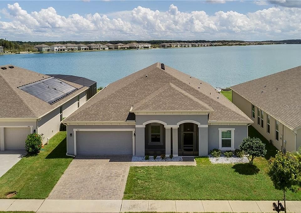 1st image of 301 Blue Cypress Dr