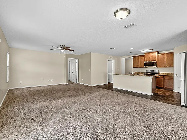 137 Fairway Ct — Photo 27
