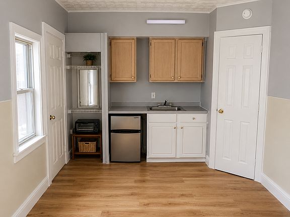 5th image of 4 Morgan St #C