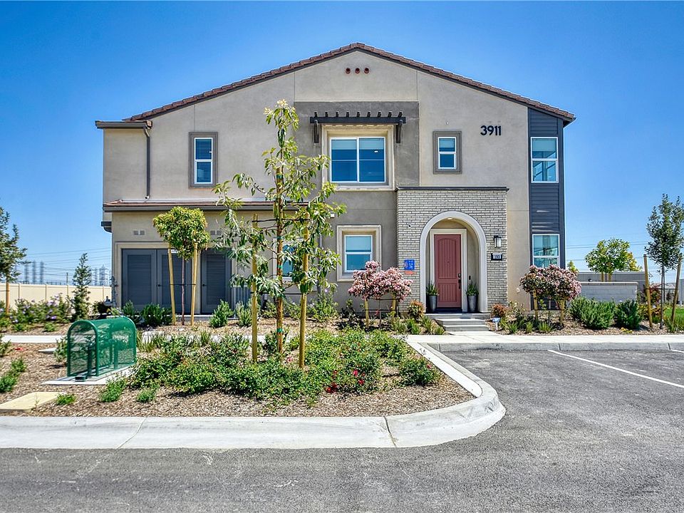 1st image of 3921 S Jolly Paseo Unit 204