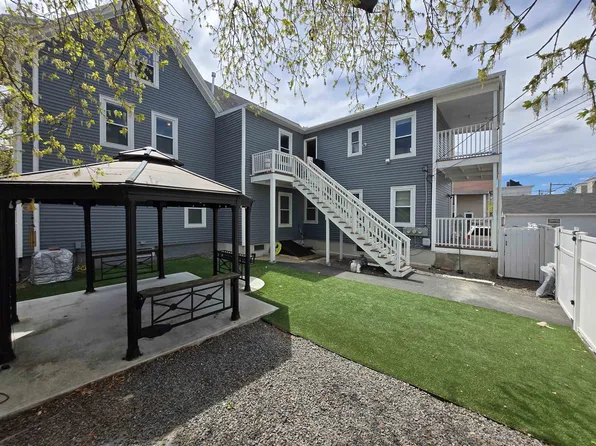 286 Lake Avenue, Manchester, NH 03103