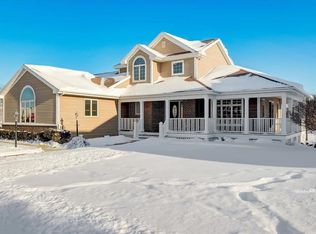 312 Coyle Pkwy, Cottage Grove, WI 53527