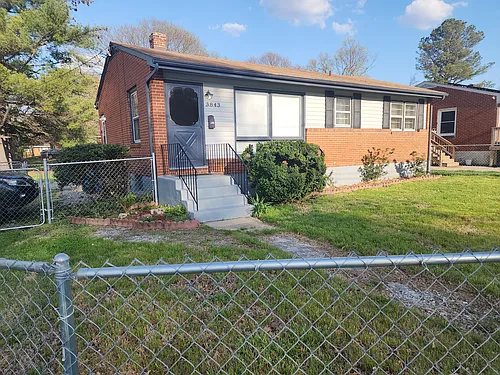 3843 Plantation Rd NE Photo 1