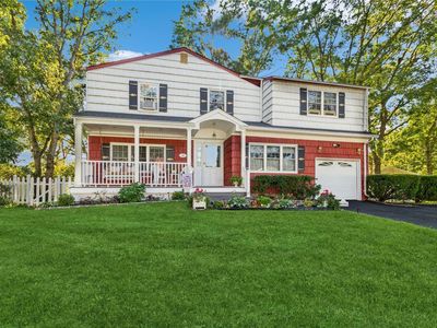 10 Riviera Drive, Selden, NY, 11784