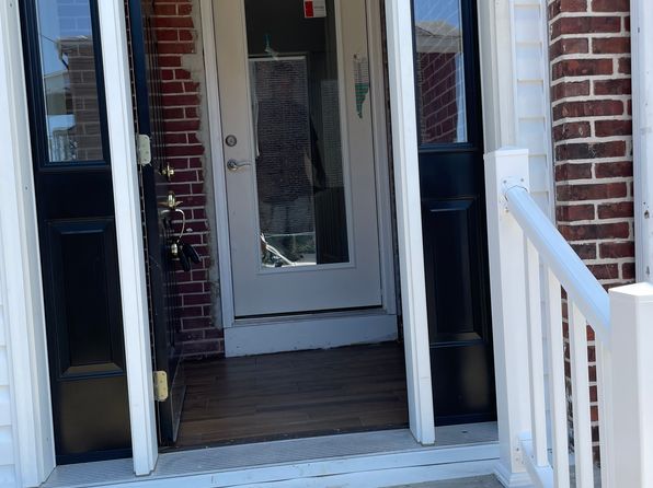 303 W 29th St