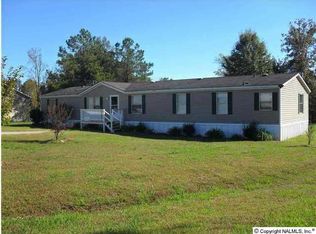 465 Nelson Hollow Rd, Somerville, AL 35670