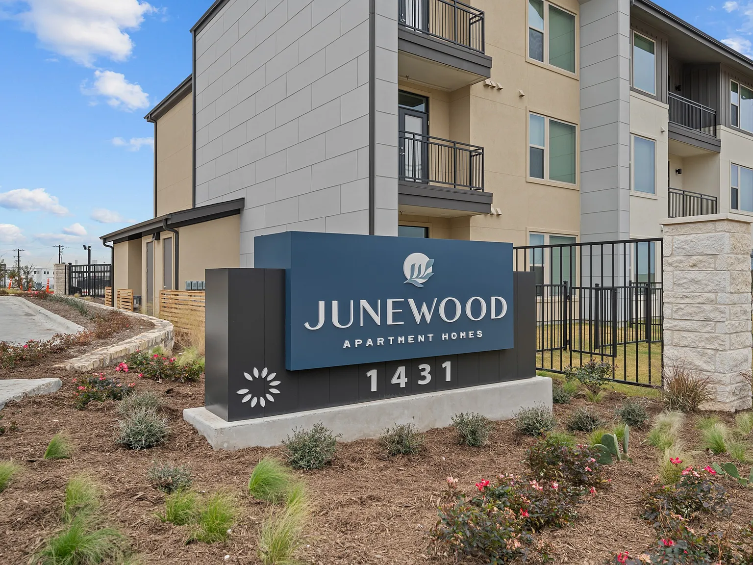 Junewood — Photo 1