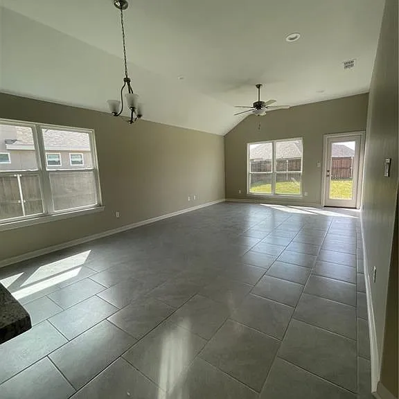14333 Chalk Ridge Dr — Photo 5