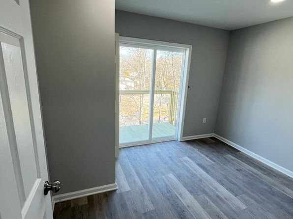 (undisclosed Address), Berkeley Springs, WV 25411