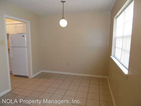 4th image of 3712 Rockford Hts #A