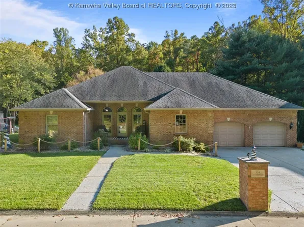 134 Southbrooke Dr, Hurricane, WV 25526