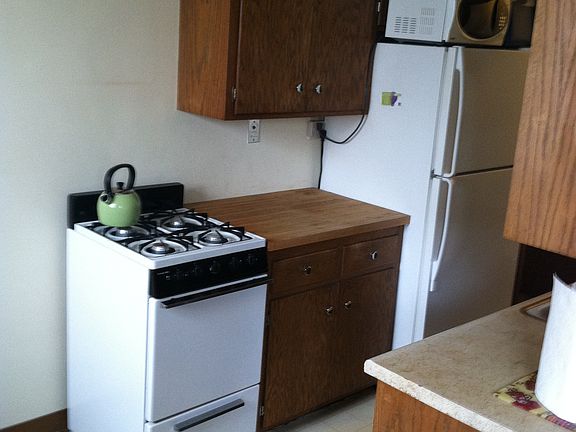 5th image of 2760 Xerxes Ave S APT 1
