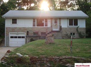 7304 Sarpy Ave, Bellevue, NE 68147