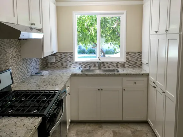 3017 Jonalan Dr, Sacramento, CA 95821