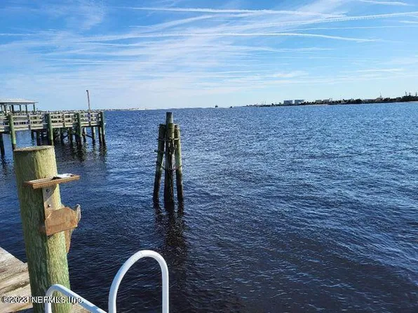 10020 HECKSCHER Drive, Jacksonville, FL 32226