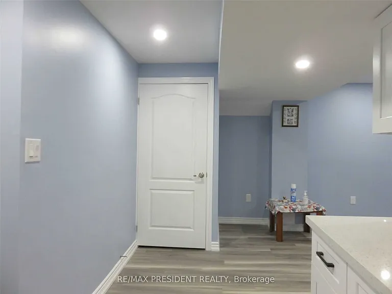32 Ventura Ave #BASEMENT — Photo 16