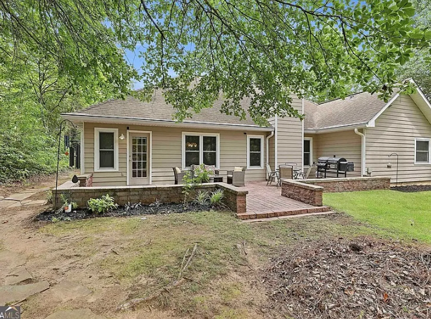 Nicely Maintained 3 bedroom, 2 bath home in Peachtree City — Photo 2