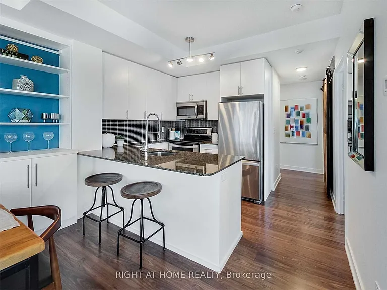 260 Sackville St #510 — Photo 5
