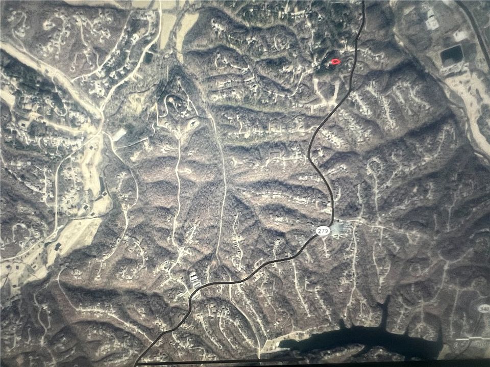 1st image of 13 Cross Cir #13