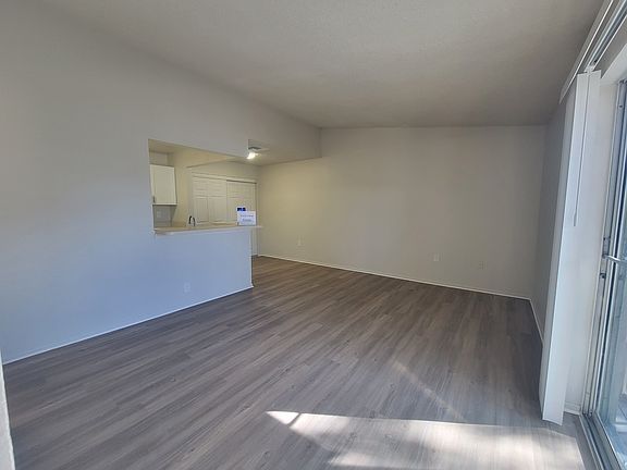 2nd image of 3827 Club Ct Unit 103