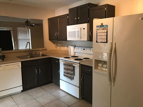 Kitchen (laundry room behind)