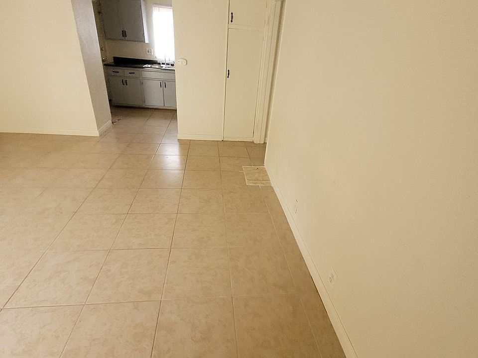 1st image of 694 N Park Ave