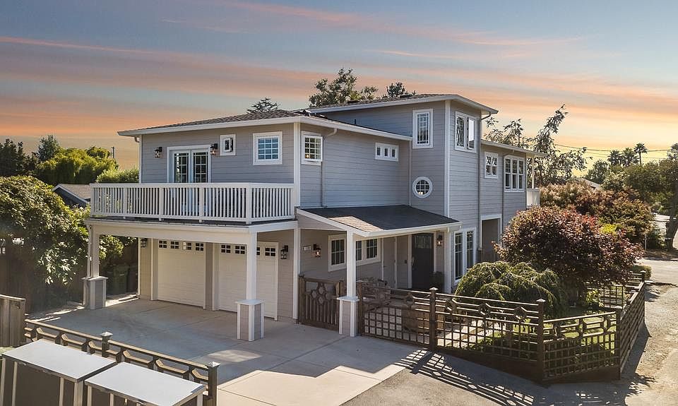 1st image of 778 Seacliff Dr
