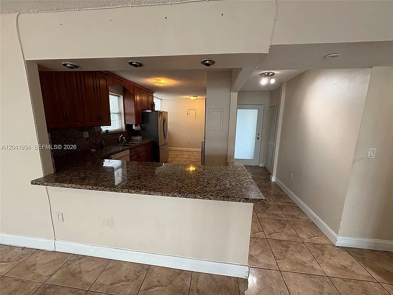 1075 NE Miami Gardens Dr #211 — Photo 6