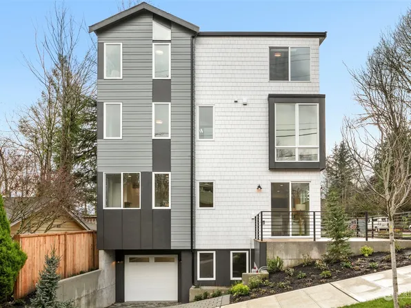 450 25th Avenue E, Seattle, WA 98112