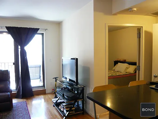 Rented by Bond New York | media 2