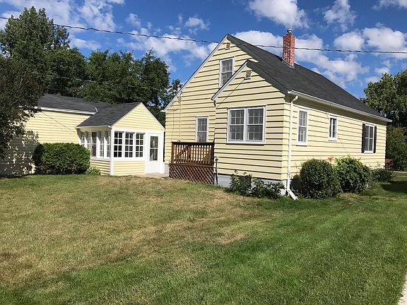 Back of House/Screen Porch