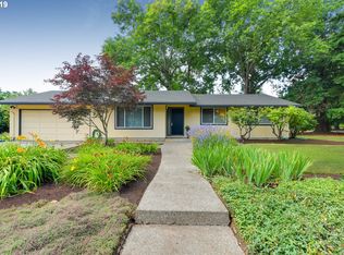 11330 S Forest Ridge Rd, Oregon City, OR 97045