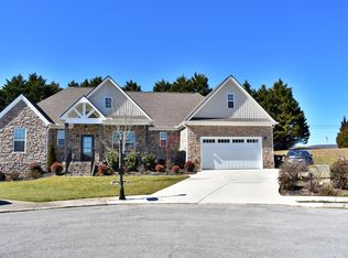 404 Ottawa Dr, Soddy Daisy, TN 37379