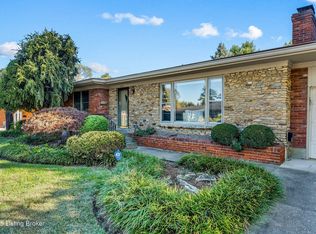 1515 Vivian Ln, Louisville, KY