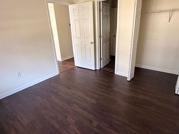 4th image of 203 Ashley Ln #A